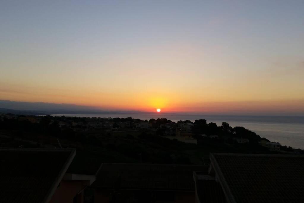 J M Villa Al Mare Con Veduta Spettacolare Шакка Экстерьер фото